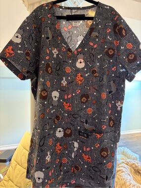 Women’s Koi Gray Patterned V-Neck Scrub Top with Dogs and Cats Pattern